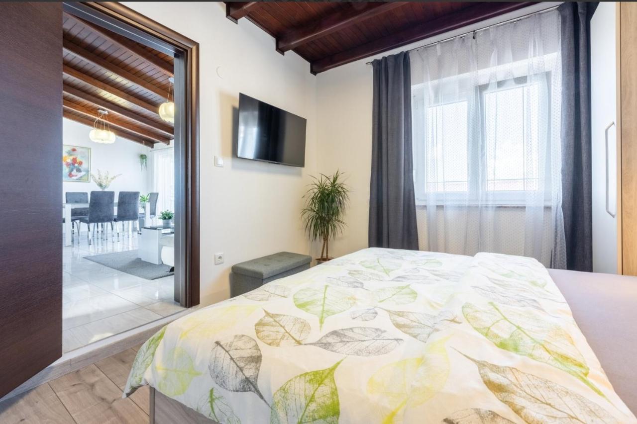 Apartments Lino Селце Экстерьер фото